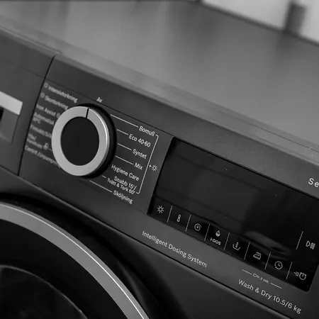 아파트 Modern In 1840-building At Nordnes *