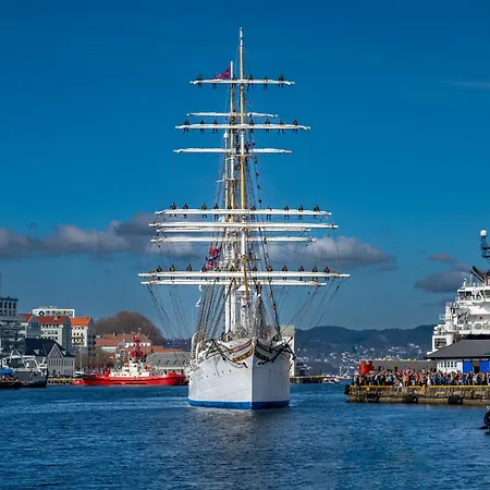 Modern In 1840-building At Nordnes * 베르겐