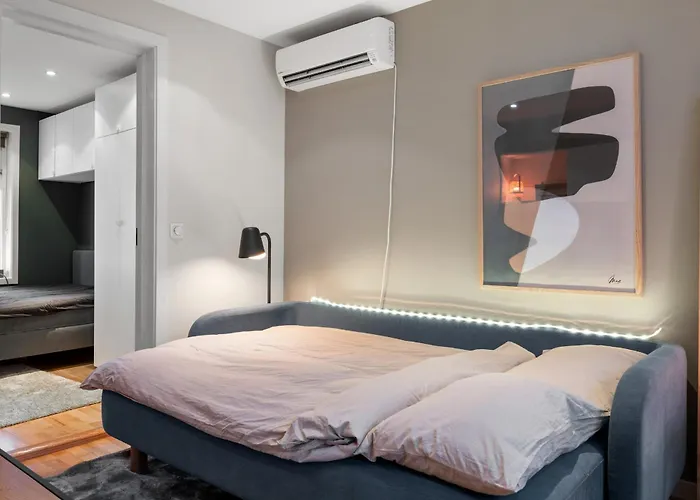 Апартаменты Modern In 1840-building At Nordnes *