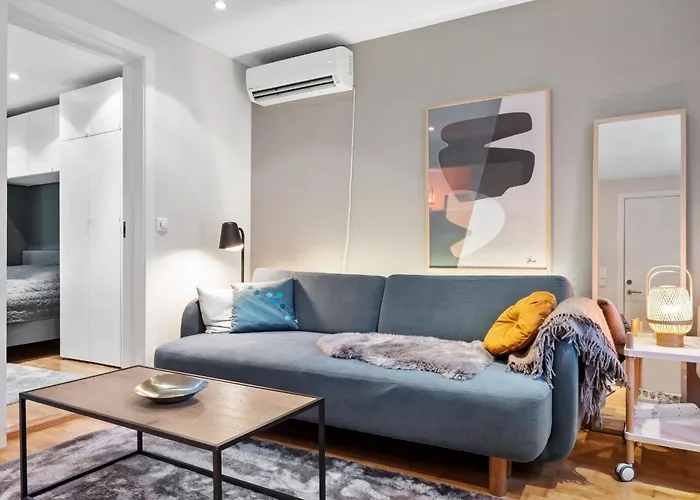 Modern In 1840-building At Nordnes 아파트 *