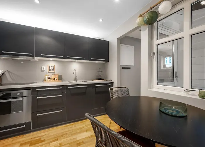 Lägenhet Modern In 1840-building At Nordnes *